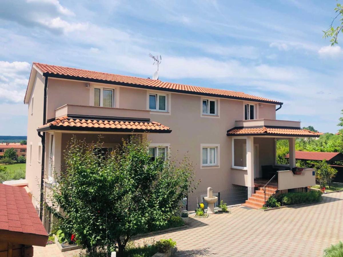 Apartments Zdenka Labin  Exterior photo